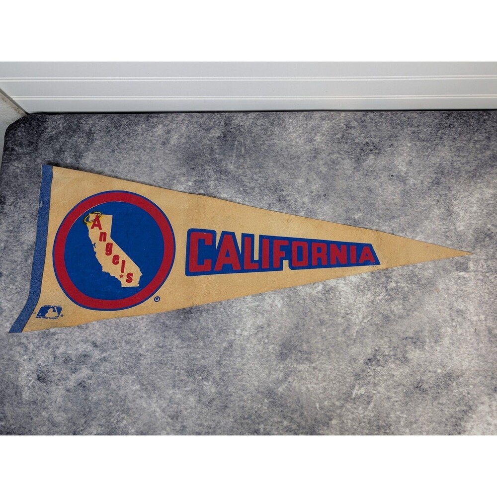 Vintage MLB California Angels Felt Pennant Major League Baseball 30"